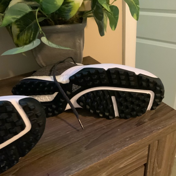 Adidas White & Gray Boost ADI Power sneaker { Never Worn } - Picture 10 of 10